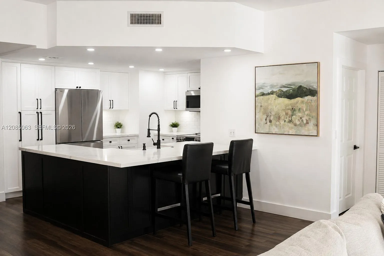 8390 SW 72nd Ave Unit 610 — Photo 4