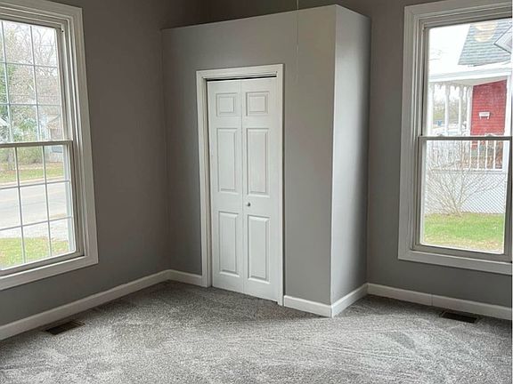 3rd image of 230 N Main St