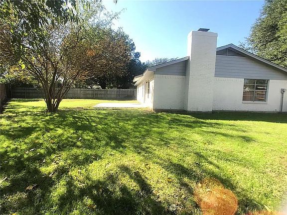 4th image of 1004 Terrebonne Ct