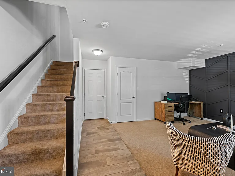 10607 Meridian Hill Way — Photo 23