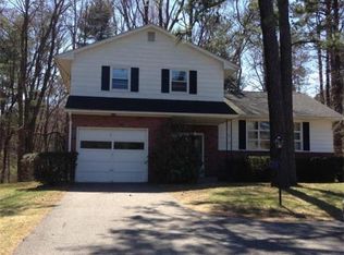 51 Berkeley Dr, Longmeadow, MA 01106