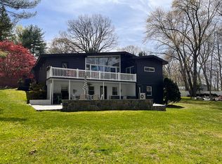35 Winding Wood Rd N, Pt Chester, NY 10573