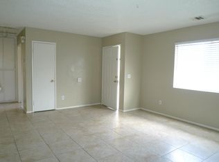 12959 Navajo Rd #C, Apple Valley, CA 92308