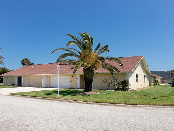 3rd image of 103 Christine Cir