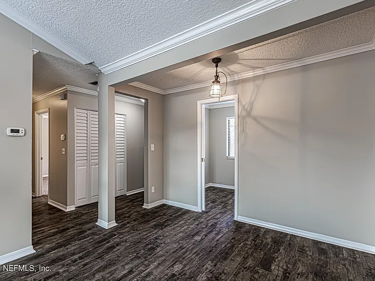 1909 University Blvd S #503 — Photo 5