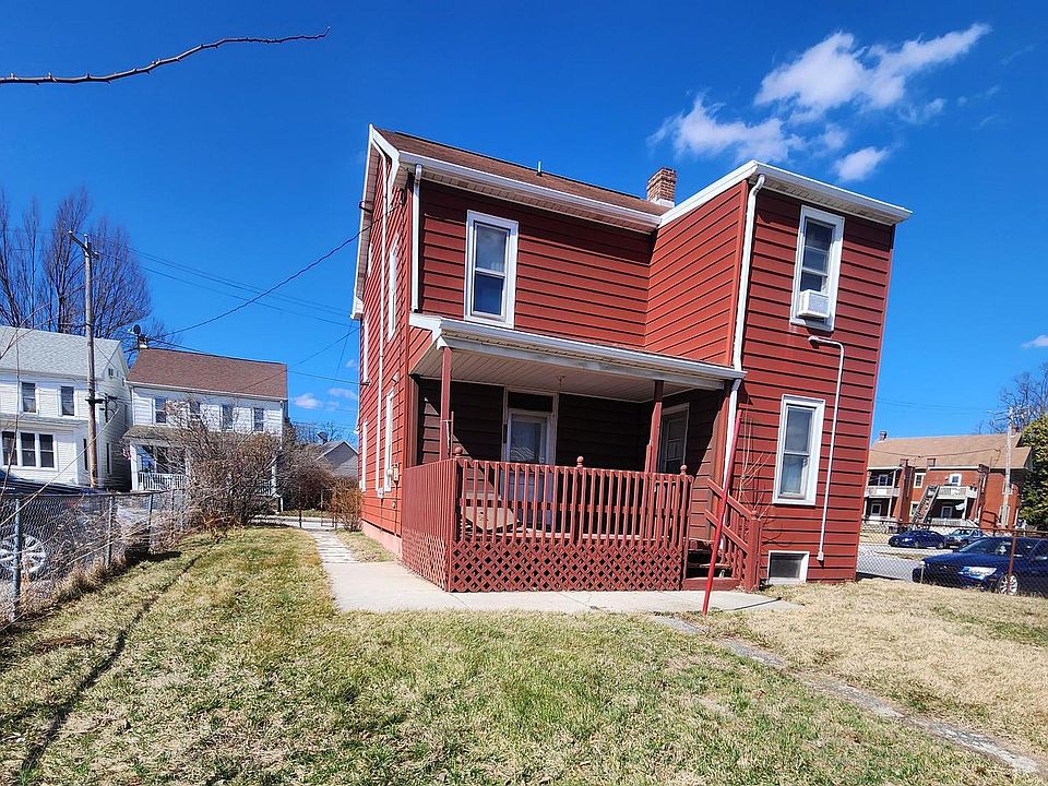 2nd image of 33 George St