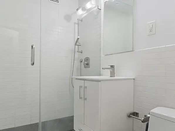 333 East 14th Street image 6 of 7