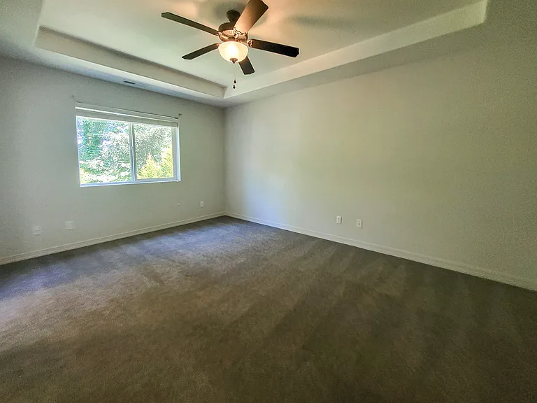 409 Madrona Ave SE — Photo 13