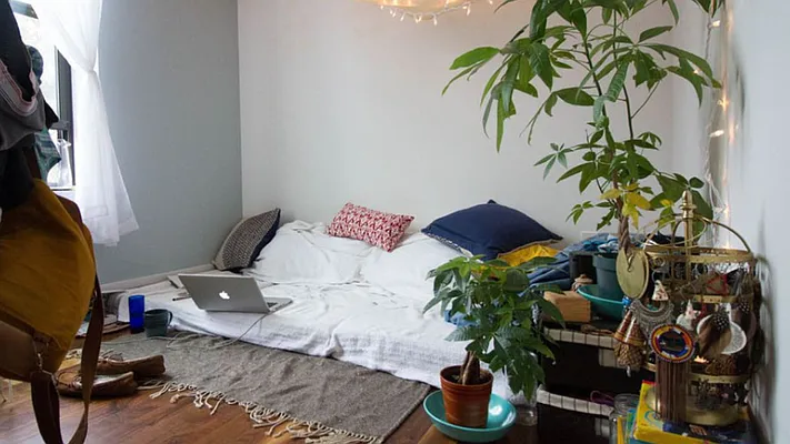 Rented by Nooklyn NYC LLC | media 34