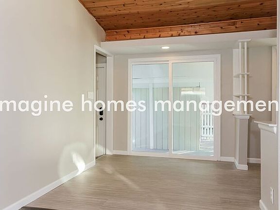 5th image of 4780 McGreevy Dr