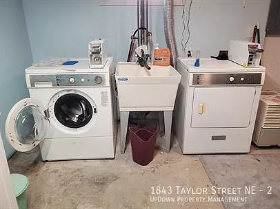 1843 Taylor St NE #2 — Photo 16