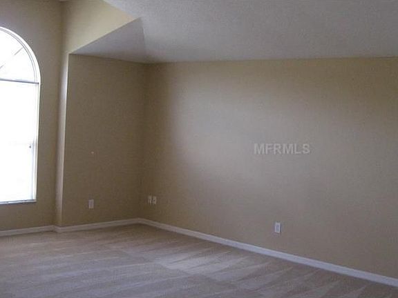 3rd image of 1003 Empress Ln