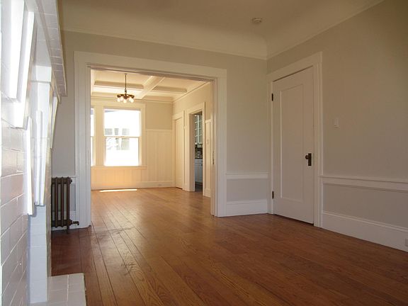 3rd image of 1145 Hayes St #11