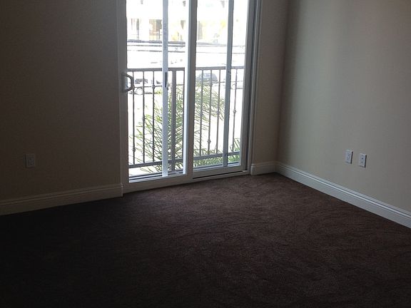 5th image of 1409 S Beverly Dr APT 3