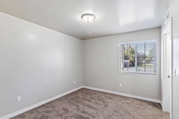 Lyla's Place Apartments — Photo 7