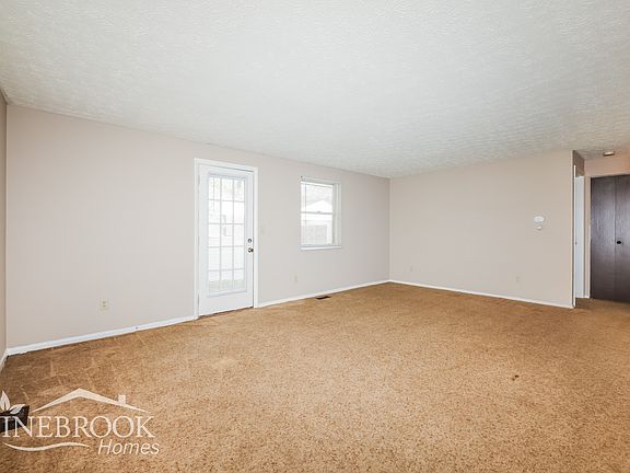 5th image of 8140 Mount Charles Dr