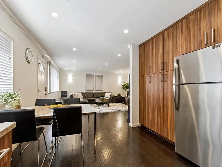 1223 Bonanza Ave #11 — Photo 9