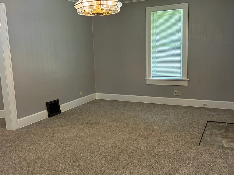 3010 Angelique St — Photo 3