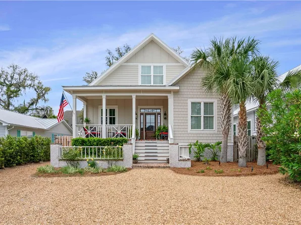 309 Peachtree St, Saint Simons Island, GA 31522