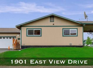 1901 E View Dr, Anchorage, AK 99504