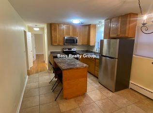 501 N Sheridan Rd #A3, Evanston, IL 60202