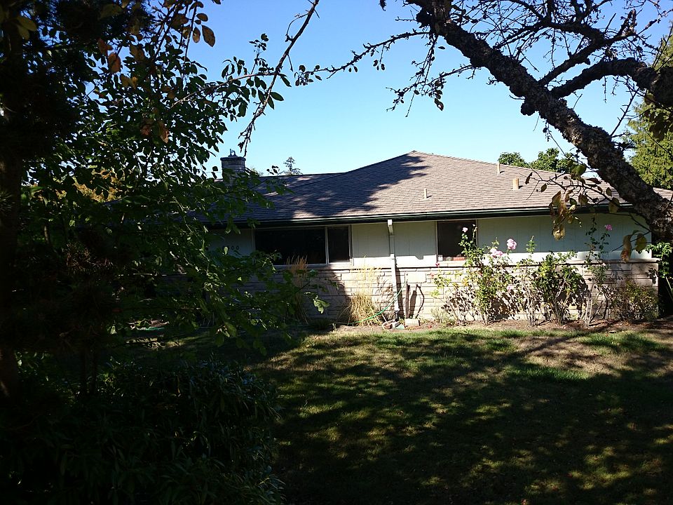 2nd image of 5766 65th Ave NE