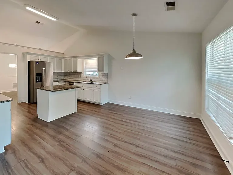 3951 Moore Creek Dr — Photo 9
