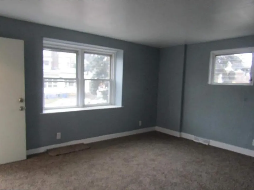 942 Pratt St #1
