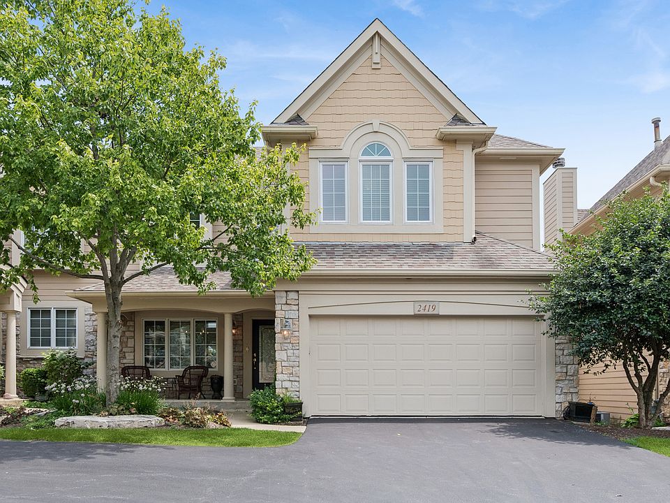 1st image of 2419 Woodglen Dr
