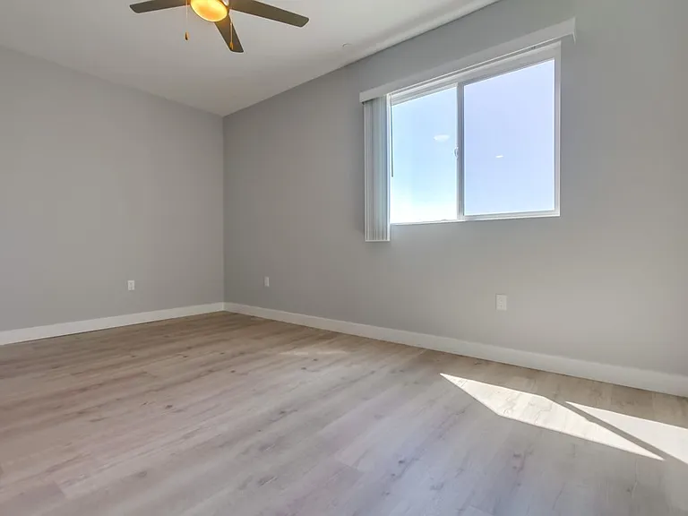 (Ar/Ji/Yo:B) 10960 Ratner Street — Photo 31
