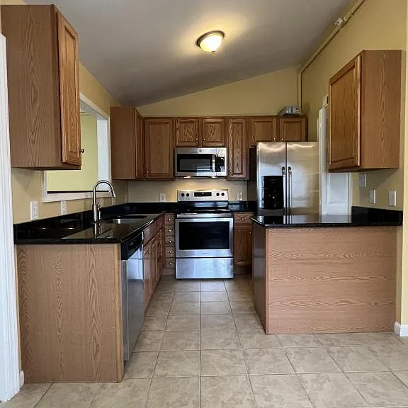 2503 Pittland Ln — Photo 6