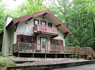 271 Michaywe Dr, Gaylord, MI 49735