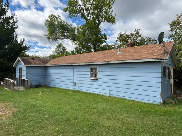 19 1st St NW, Cass Lake, MN 56633