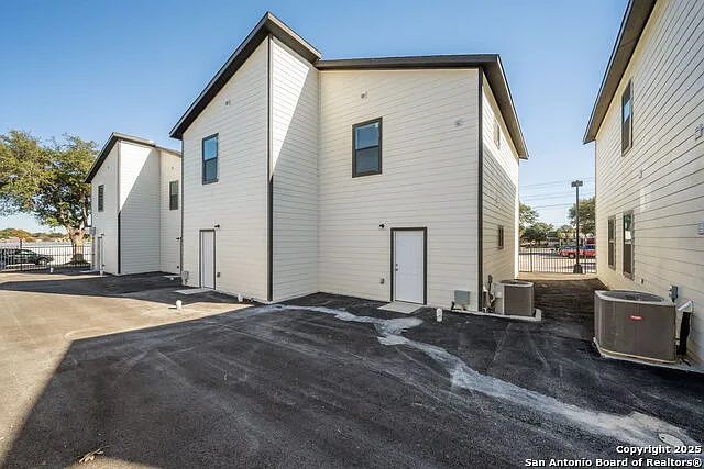 8719 Wurzbach Rd #202 — Photo 16