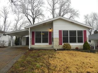 437 Orchard Ave, Ballwin, MO 63021