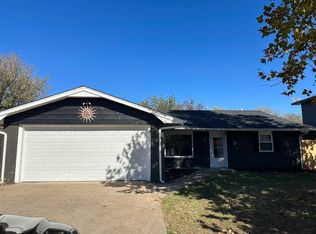 158 SW 69th St, Lawton, OK 73505