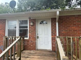 105 Foster Cir APT 11, Greer, SC 29651