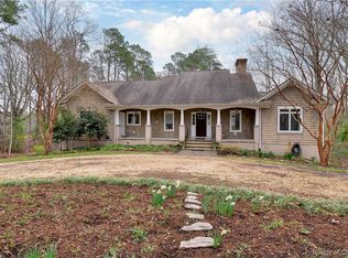 274 White Pine Ln, Hartfield, VA