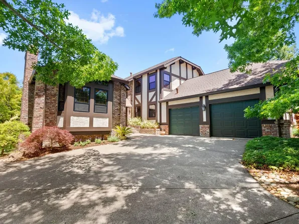 4727 Golf View Court, Santa Rosa, CA 95405