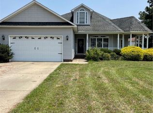 108 Canyon Ct, Sanford, NC 27332