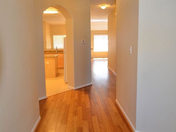 4th image of 9643 Elizabeths Glen Ln