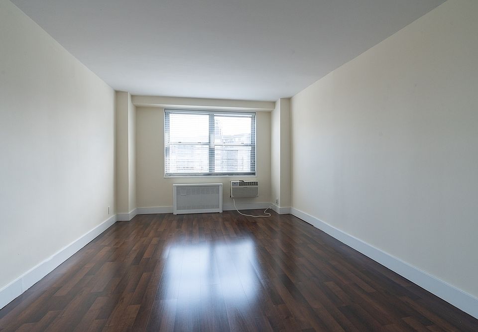 1st image of 104-60 Queens Blvd #21V