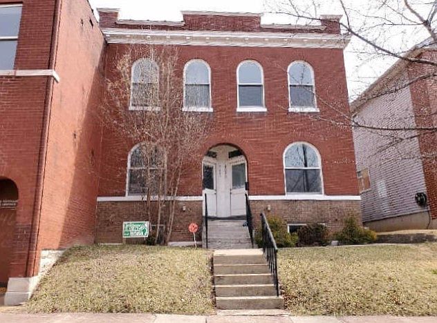 1st image of 4636 Virginia Ave