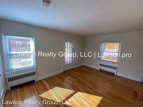 3rd image of 2611 Bowman St NW