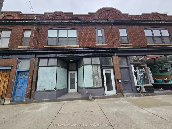 971.5 Main St E, Hamilton, ON L8M 1N5