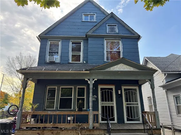 3237 Seymour Ave, Cleveland, OH 44113