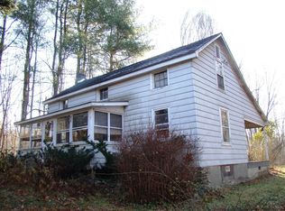 38 Mill Rd, Hyde Park, NY 12538