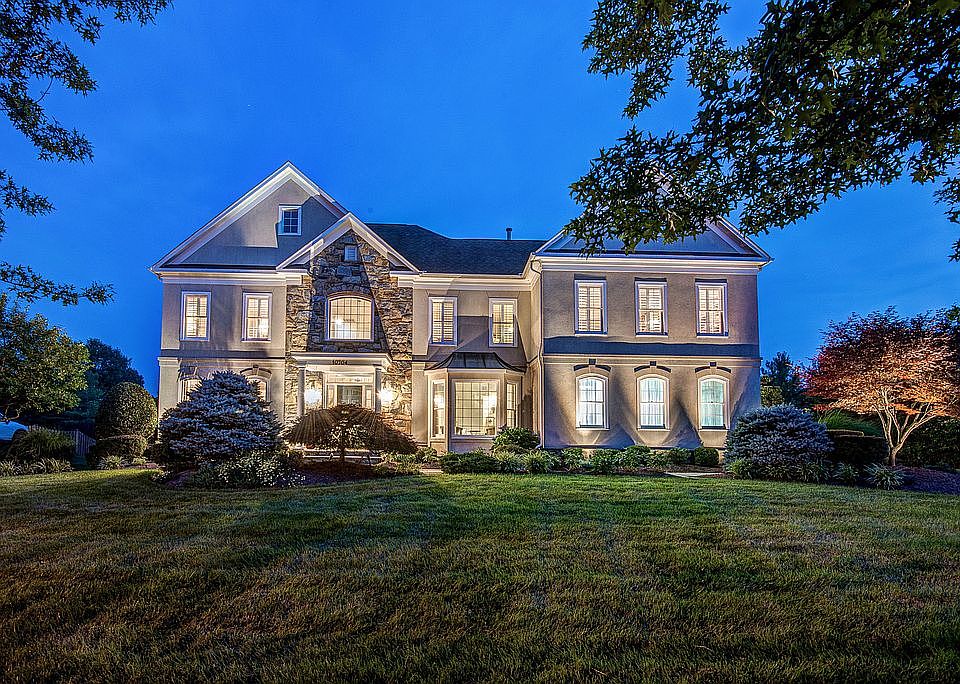 1st image of 10704 Cloverbrooke Dr