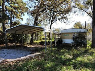 201 E Yaupon Oak, Onalaska, TX 77360