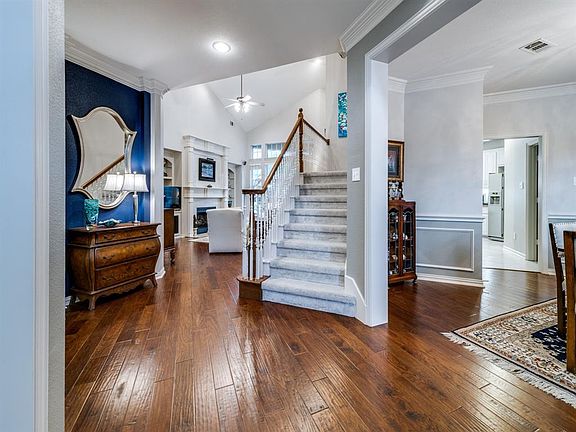 4th image of 1405 Haddington Ln